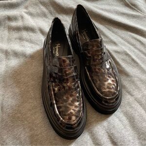 Homers Artisan patten leather loafer size 40